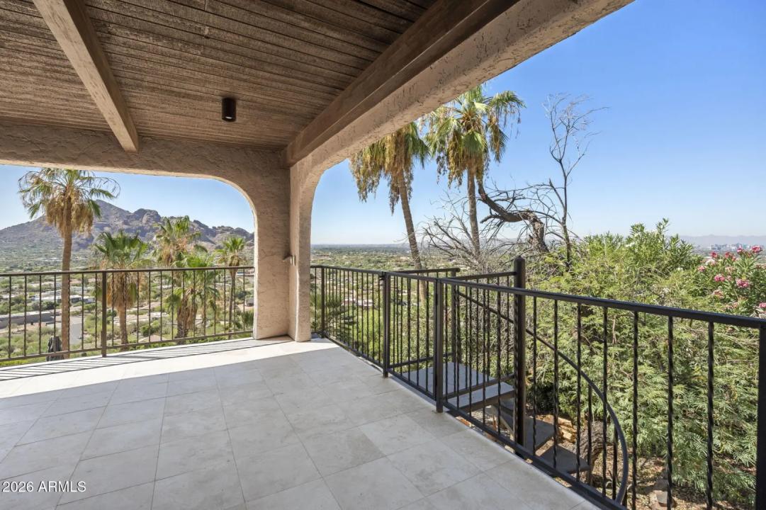 Real Estate Picture 35