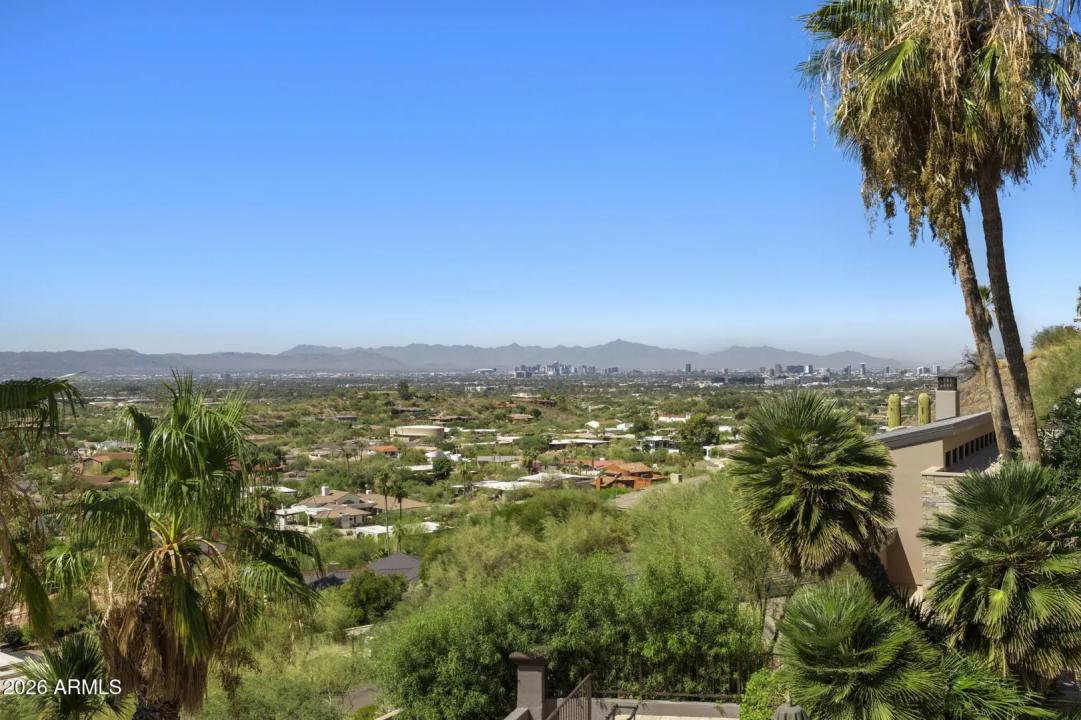 Real Estate Picture 36