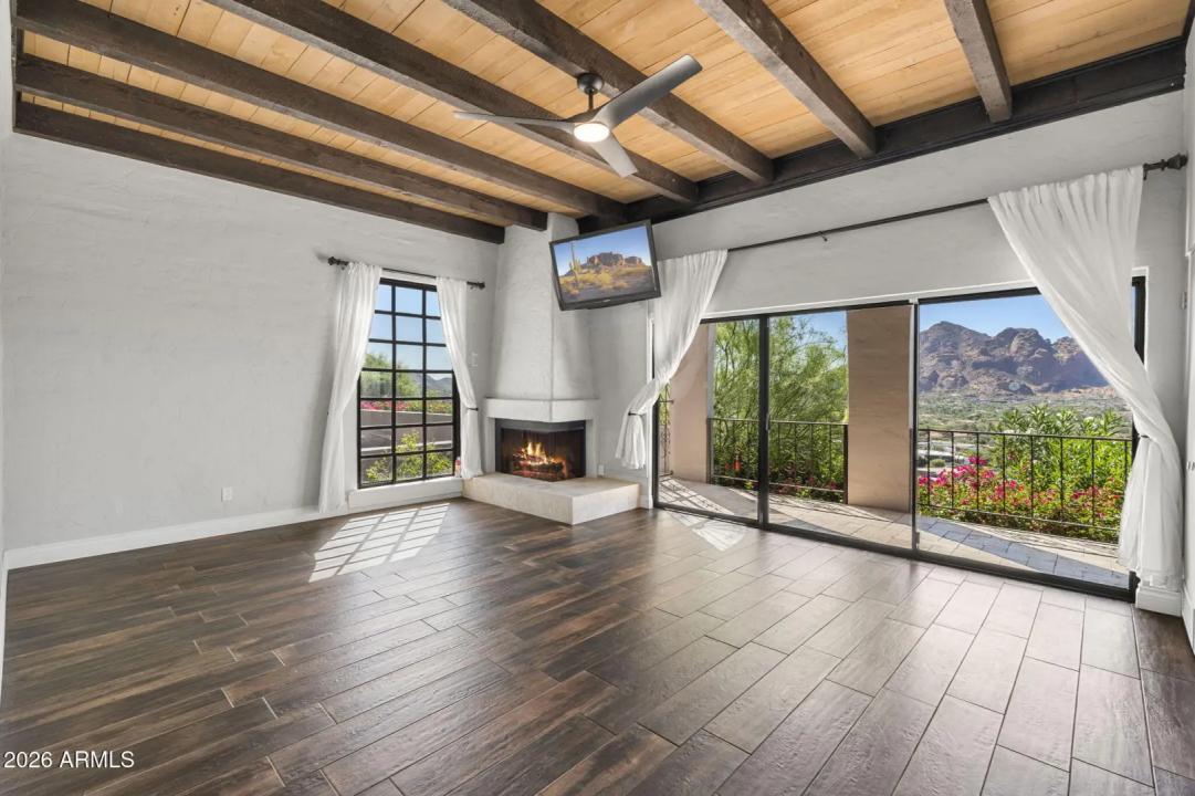 Real Estate Picture 6