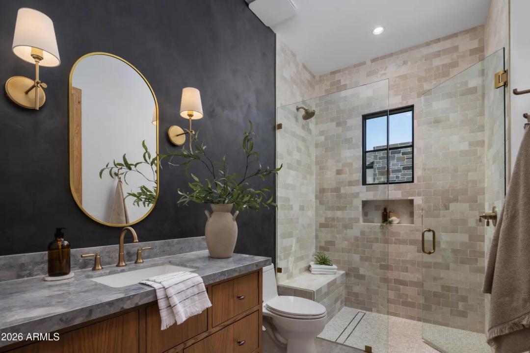 Real Estate Picture 29