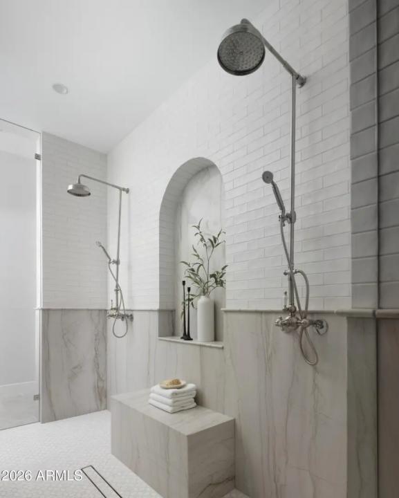 Real Estate Picture 17