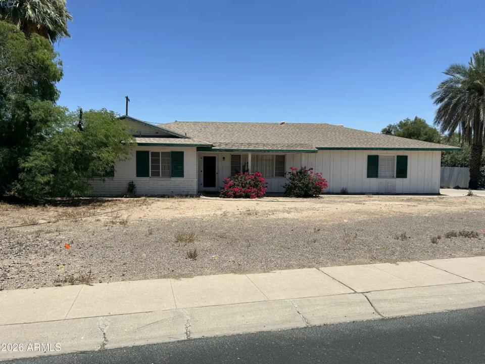 Real Estate Picture 1