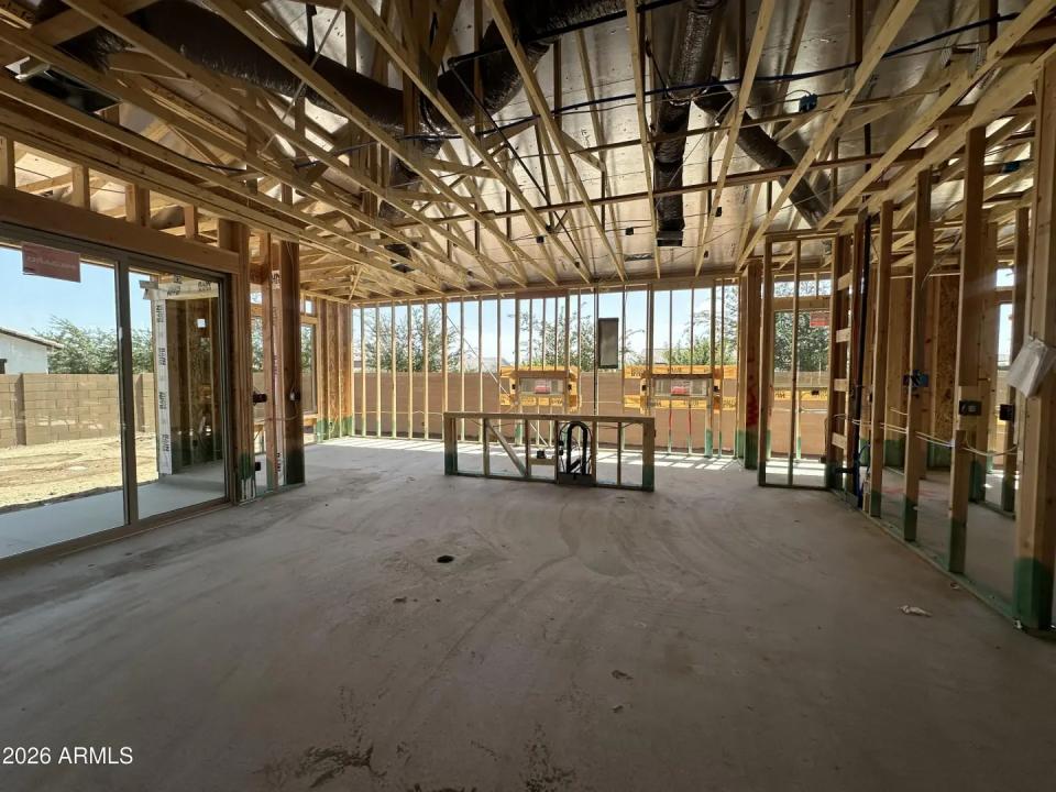 Real Estate Picture 6