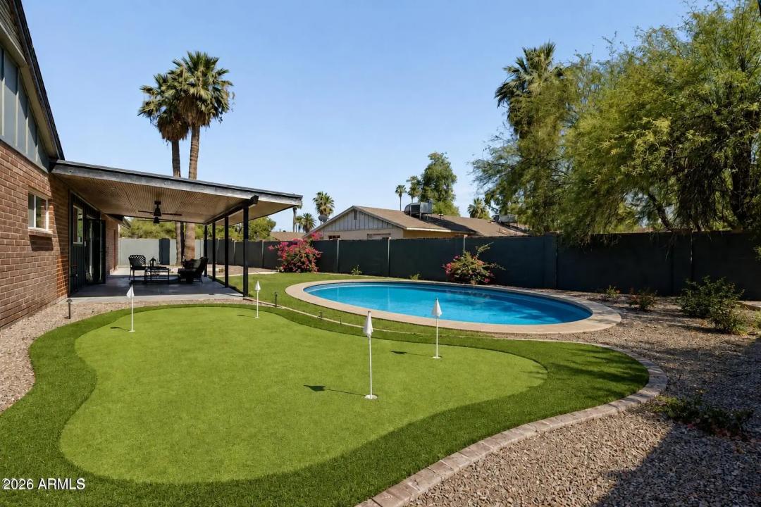Real Estate Picture 29