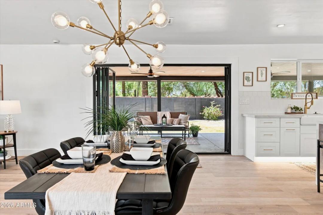 Real Estate Picture 7