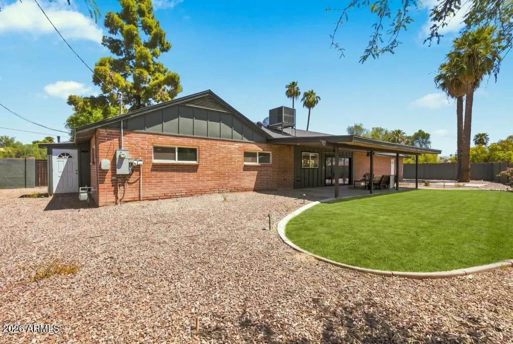 Real Estate Picture 28