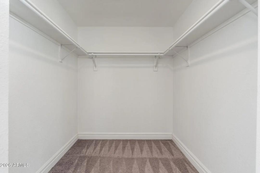 Real Estate Picture 14