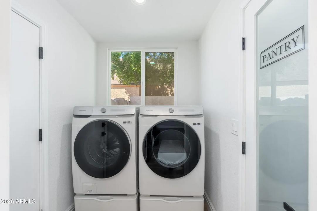 Real Estate Picture 21