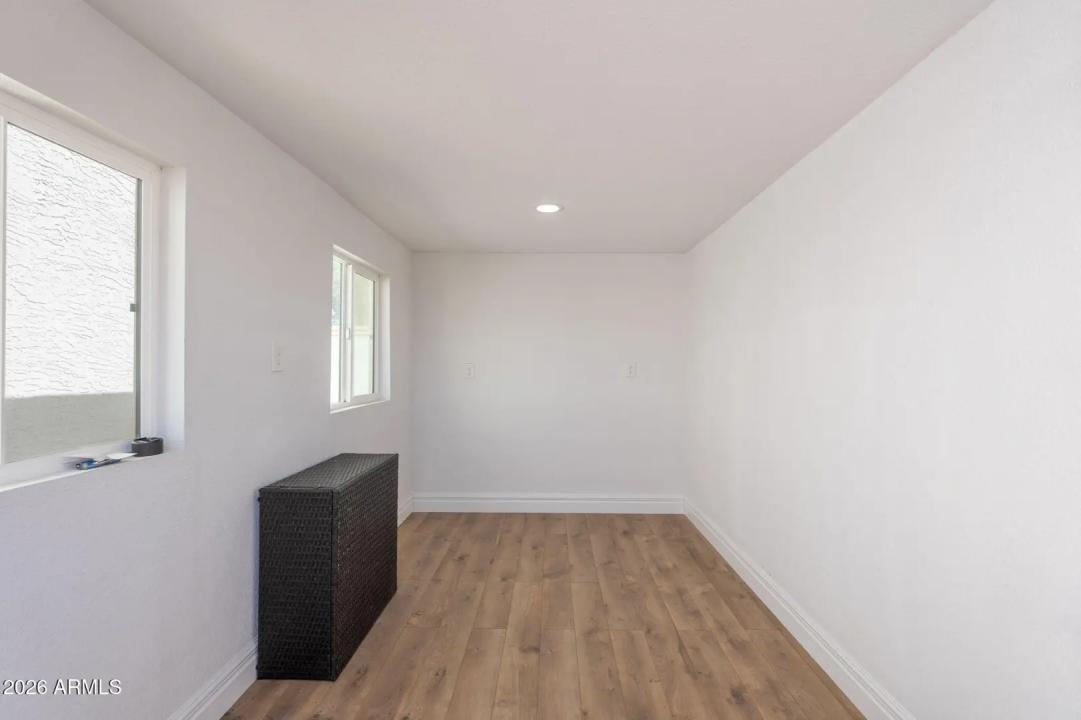 Real Estate Picture 27