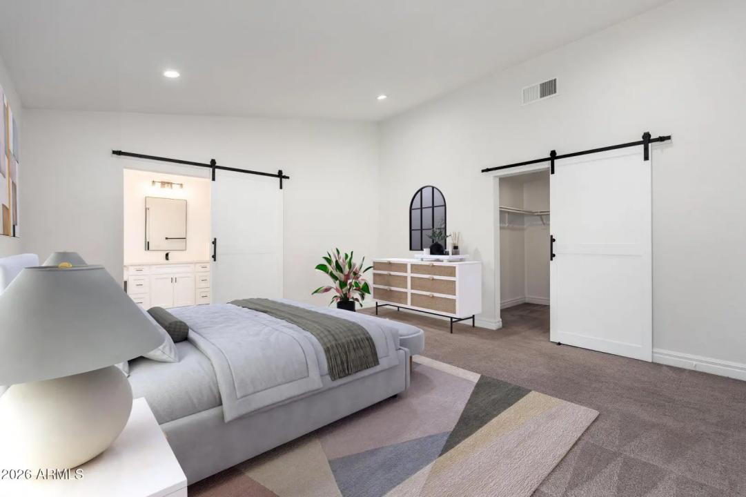 Real Estate Picture 15