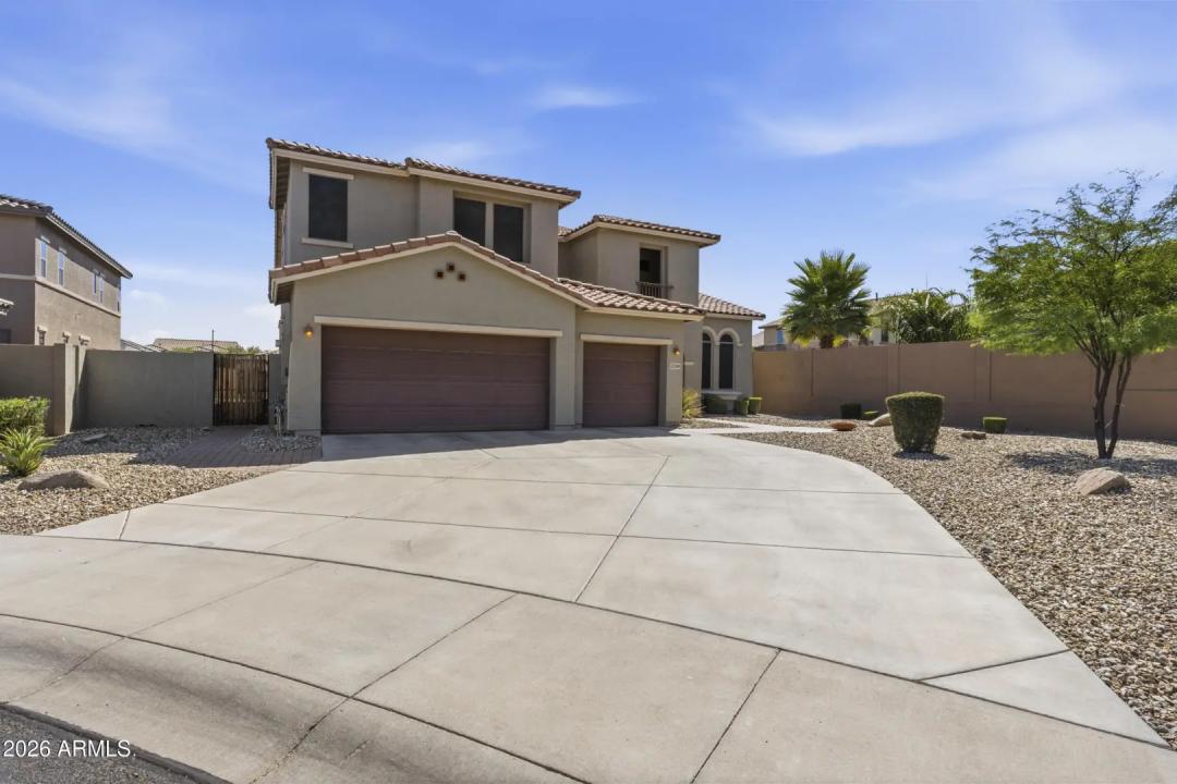 Real Estate Picture 2