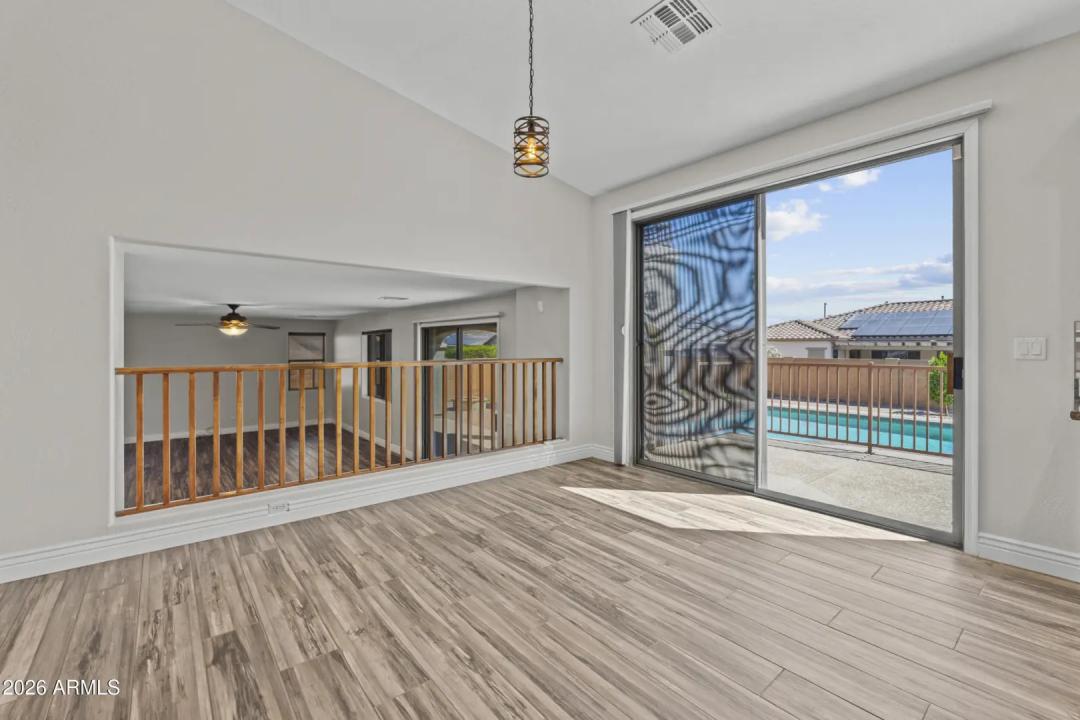 Real Estate Picture 13