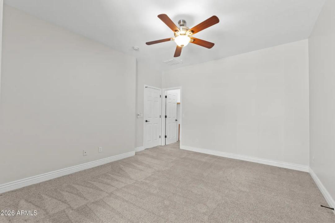 Real Estate Picture 19
