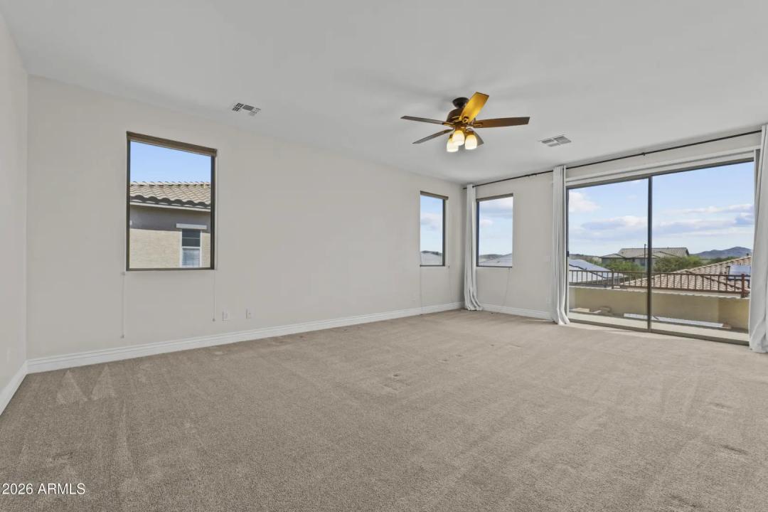 Real Estate Picture 26