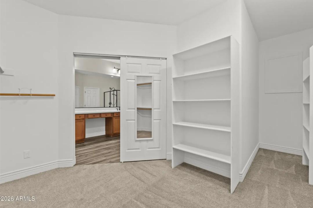 Real Estate Picture 32