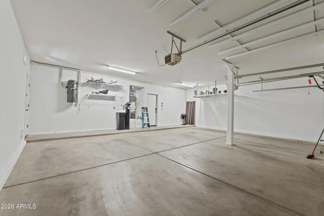 Real Estate Picture 43