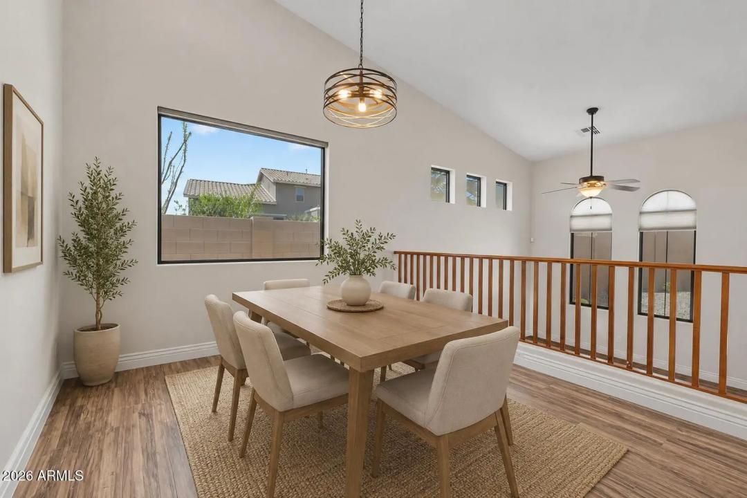 Real Estate Picture 15