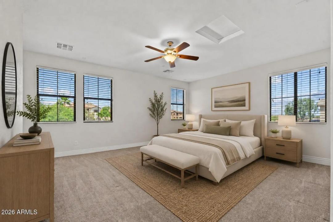 Real Estate Picture 42