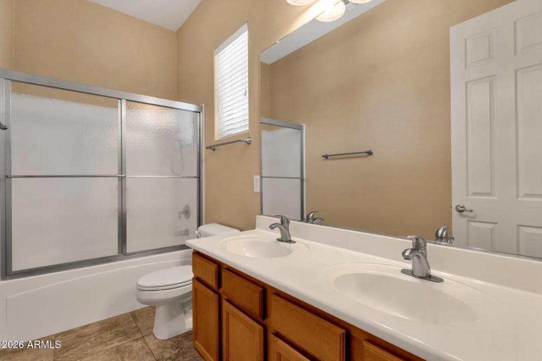 Real Estate Picture 19