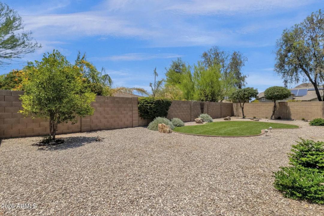 Real Estate Picture 39