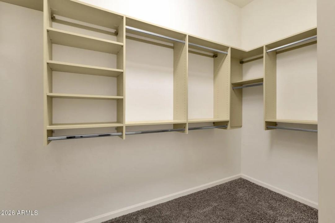 Real Estate Picture 24