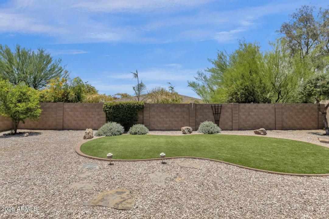 Real Estate Picture 38