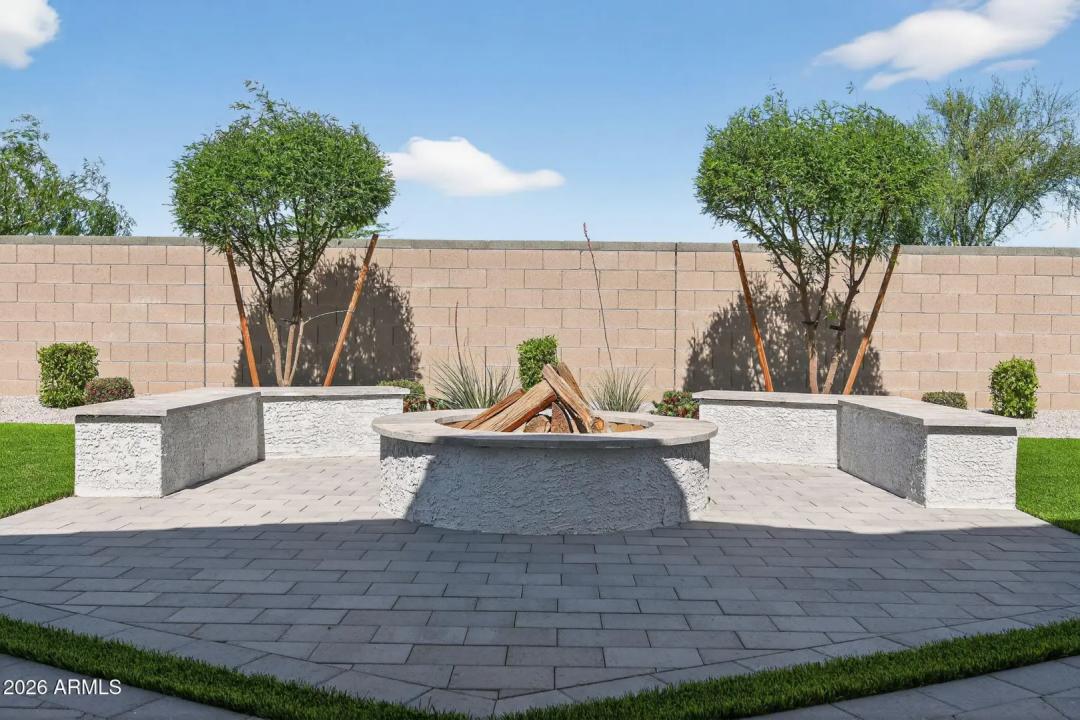 Real Estate Picture 32