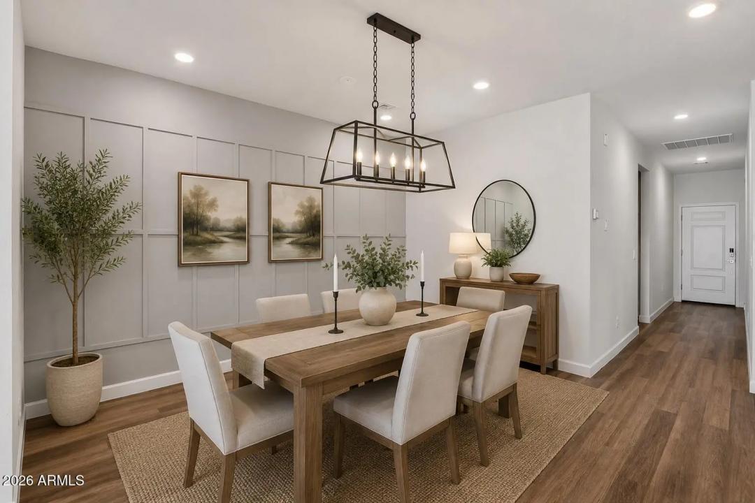 Real Estate Picture 9