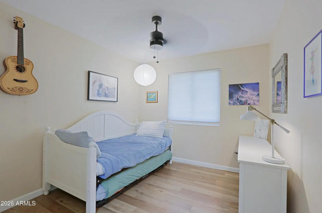 Real Estate Picture 29