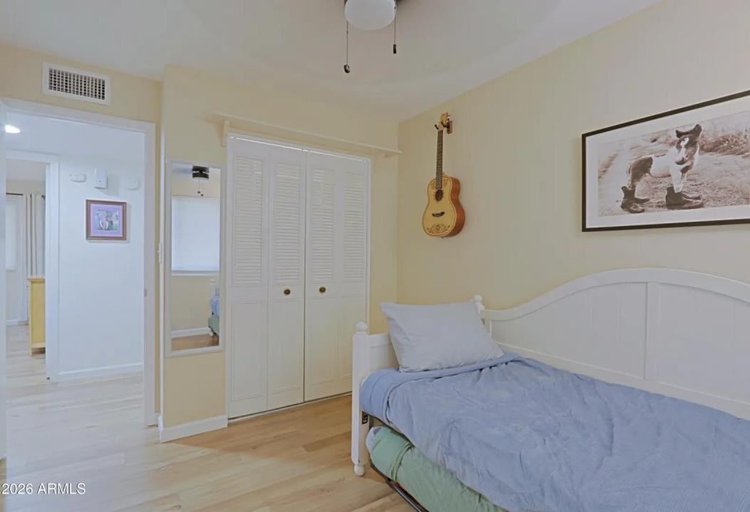 Real Estate Picture 30