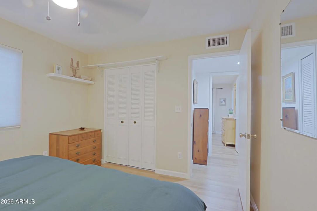Real Estate Picture 33