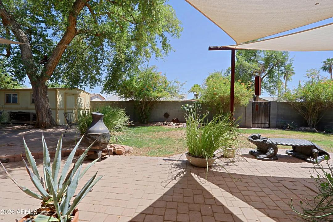 Real Estate Picture 37