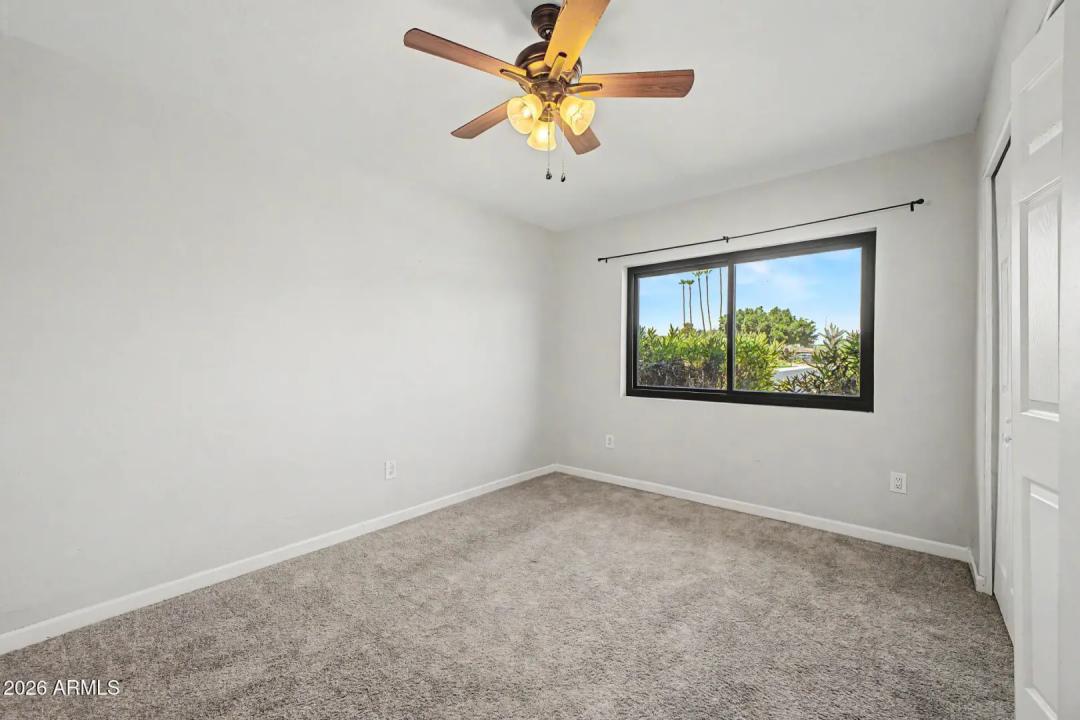 Real Estate Picture 20