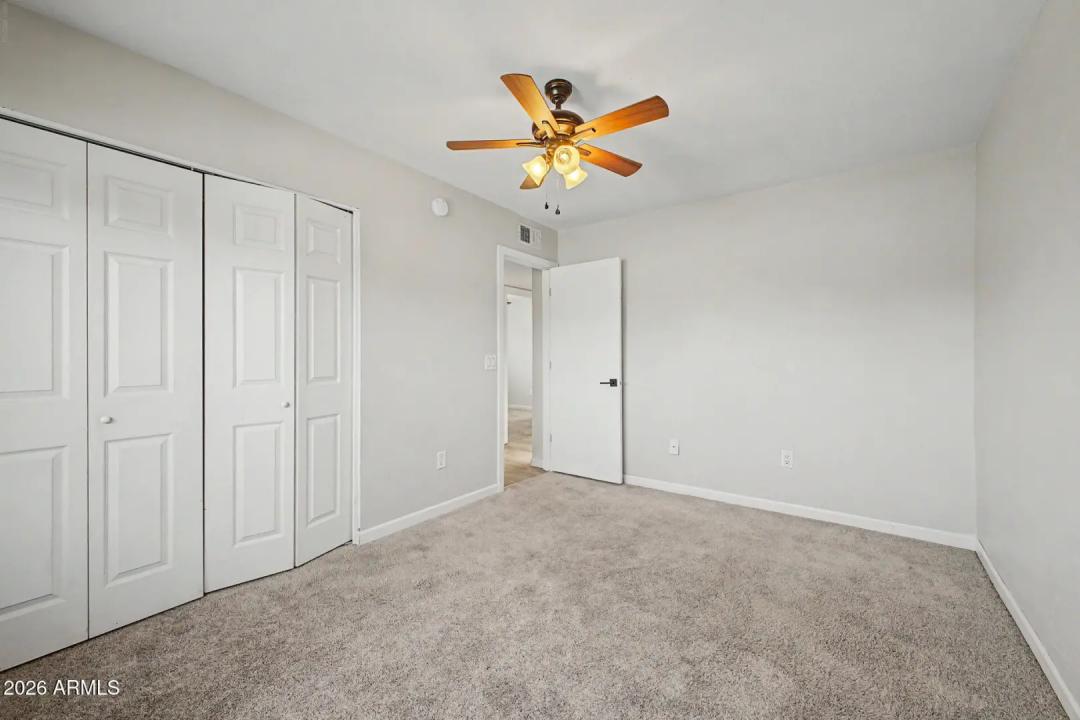 Real Estate Picture 21