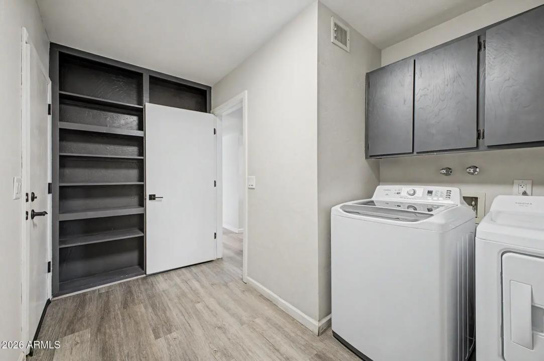 Real Estate Picture 27