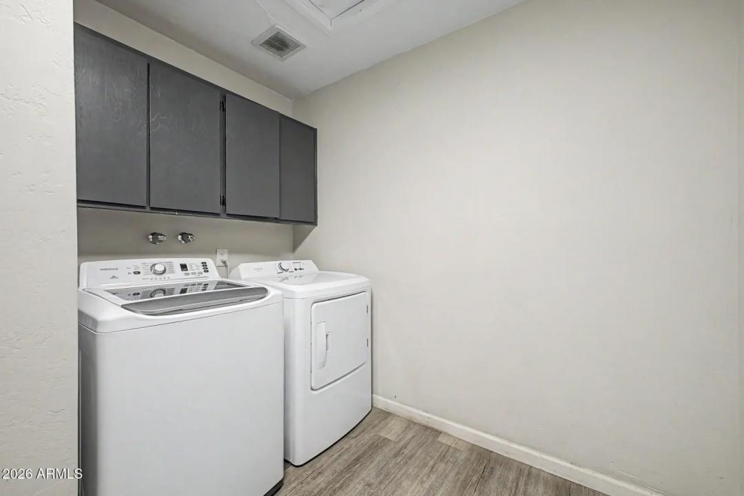 Real Estate Picture 28