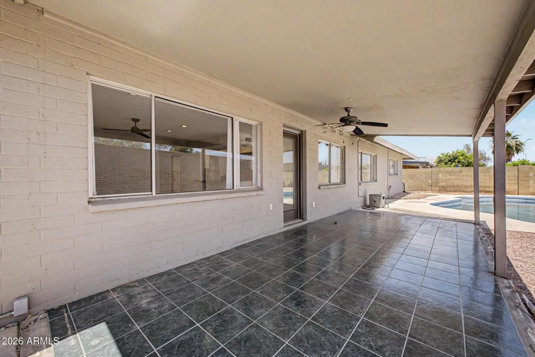 Real Estate Picture 32