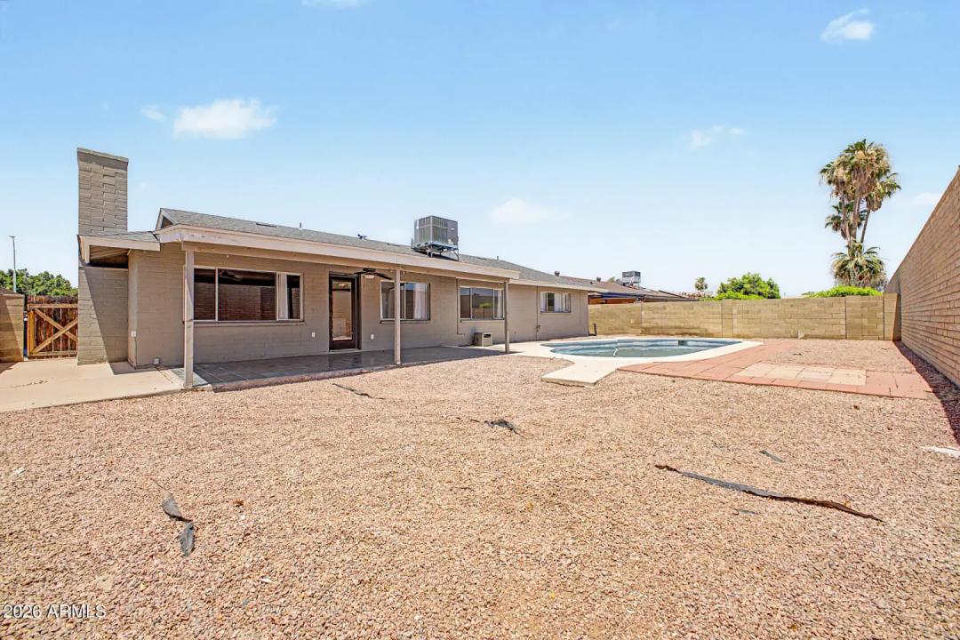 Real Estate Picture 34