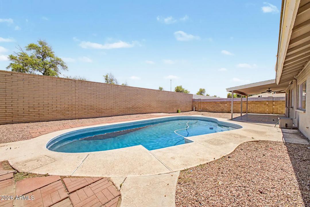 Real Estate Picture 35