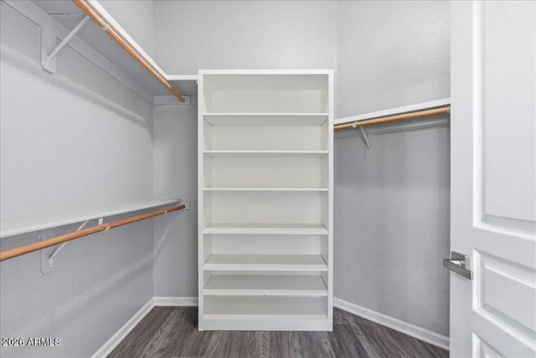 Real Estate Picture 25