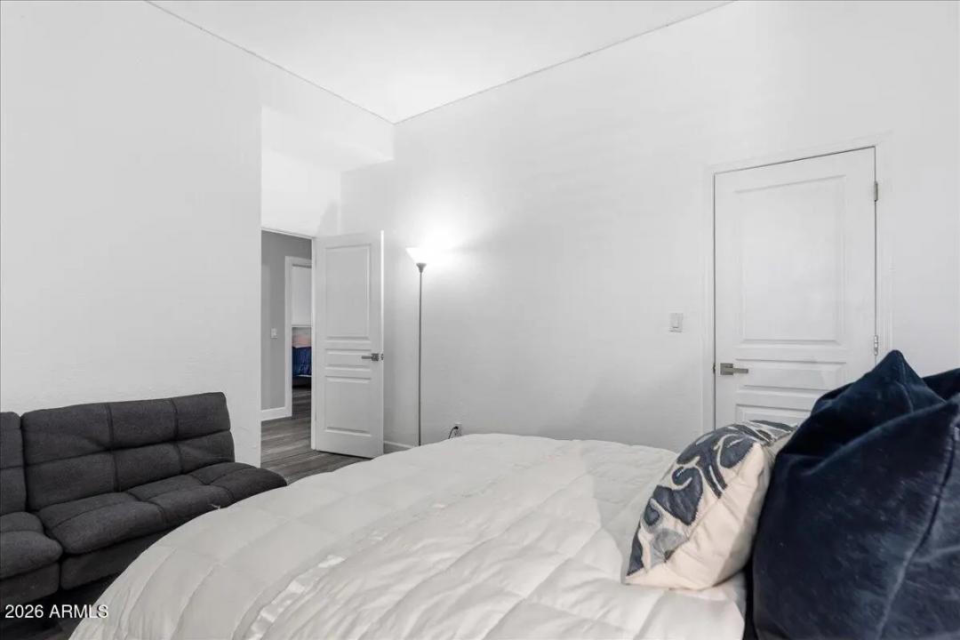 Real Estate Picture 27
