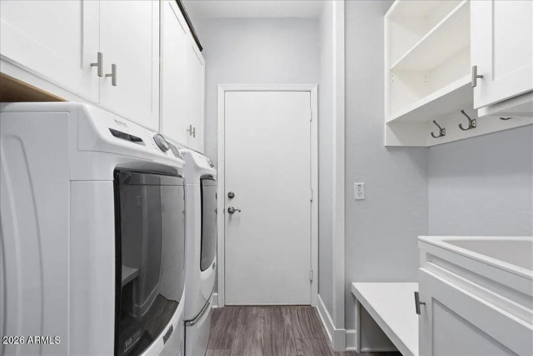 Real Estate Picture 32