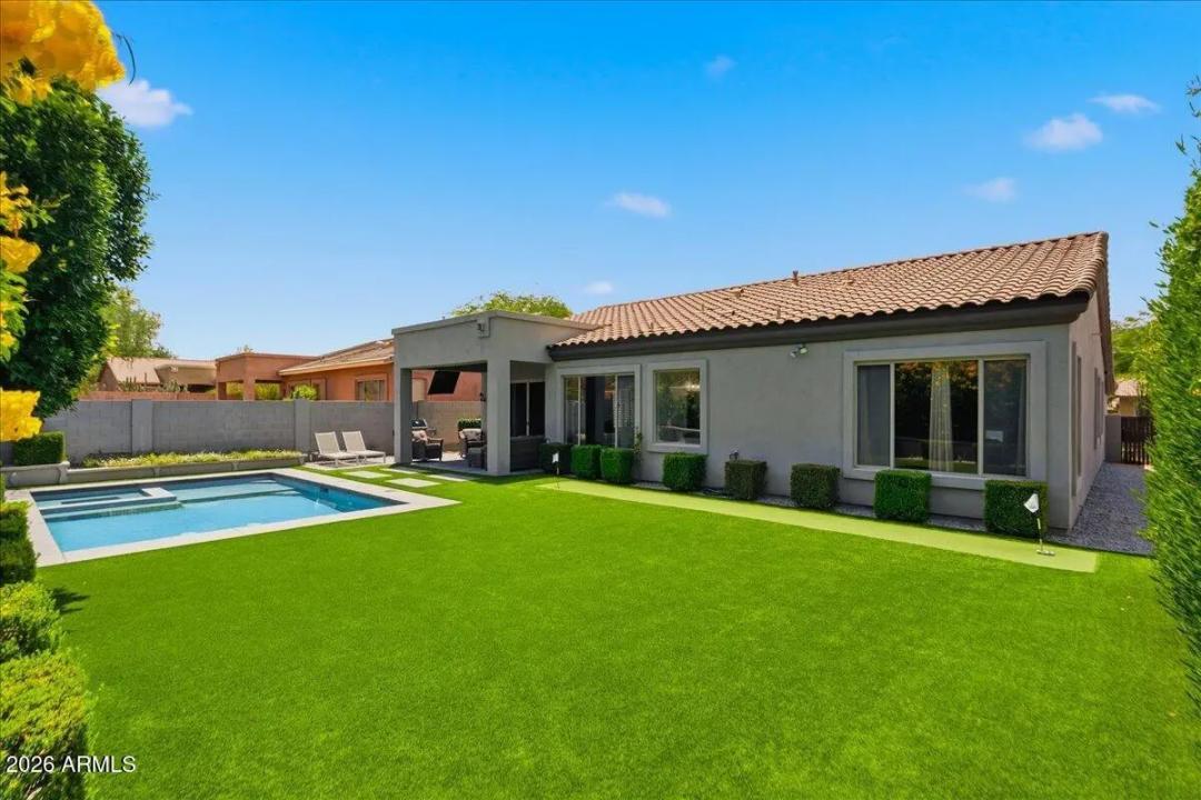 Real Estate Picture 36