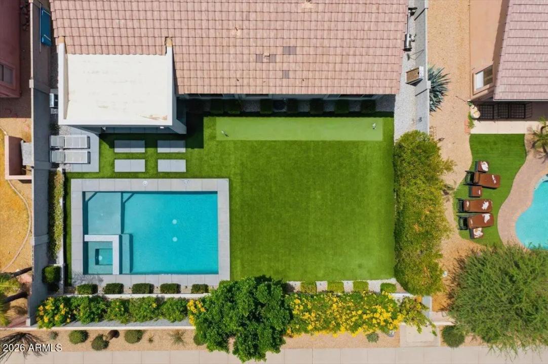 Real Estate Picture 37