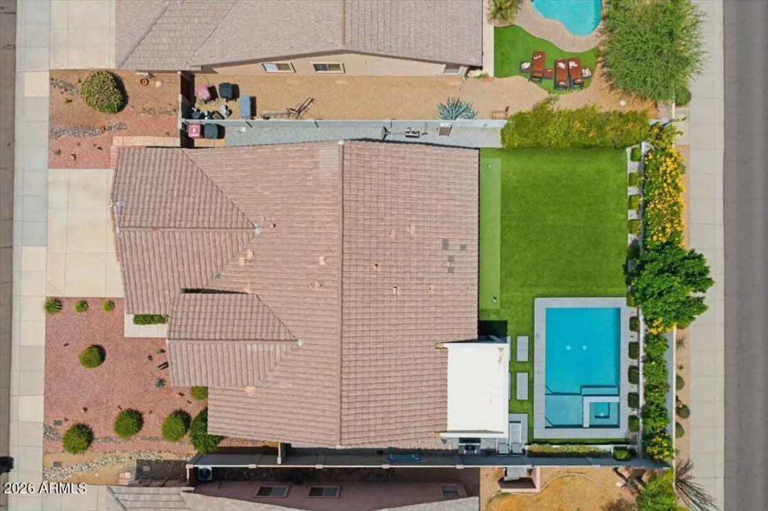 Real Estate Picture 40
