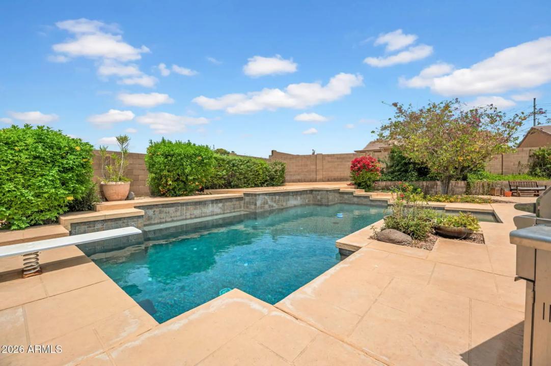 Real Estate Picture 31