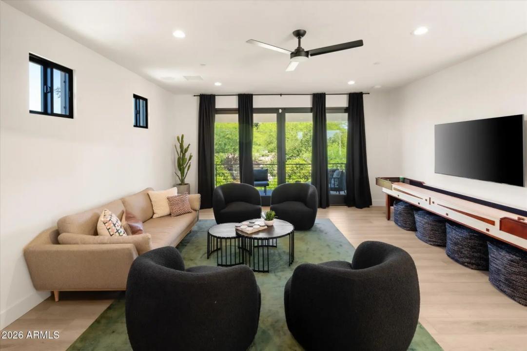 Real Estate Picture 31