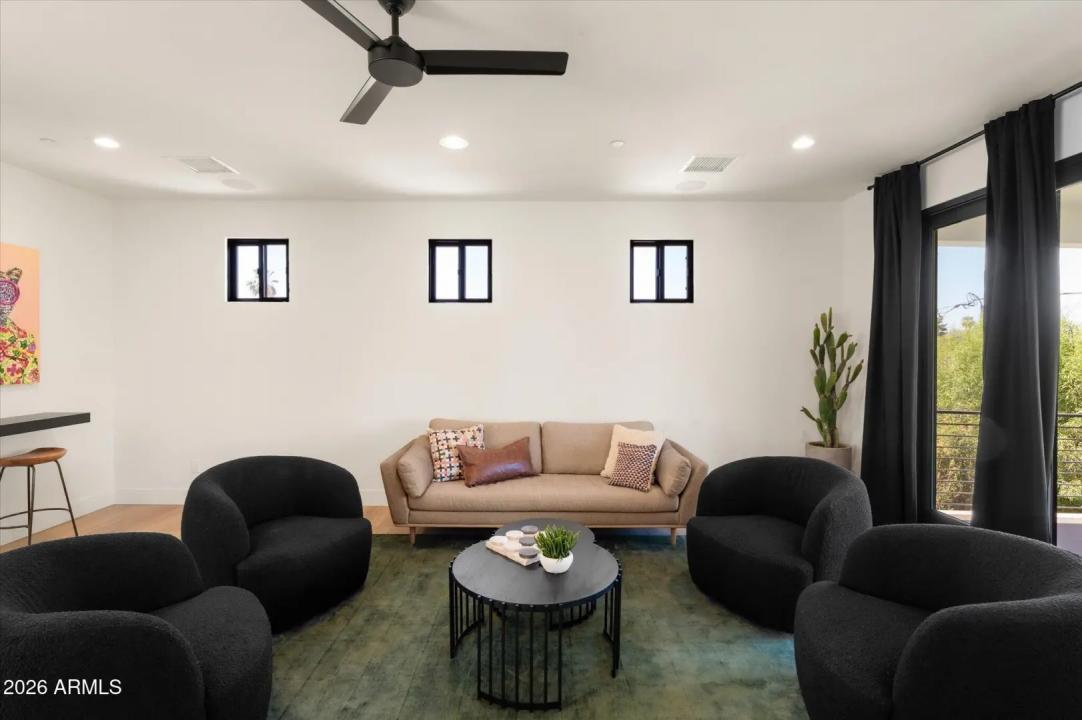 Real Estate Picture 37