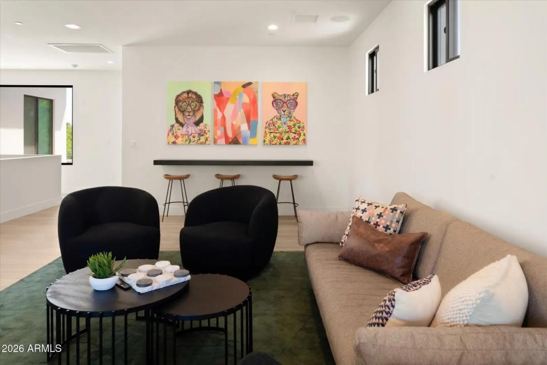 Real Estate Picture 36