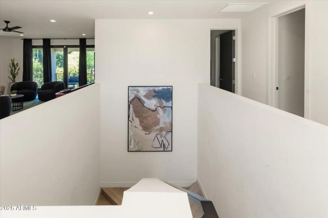 Real Estate Picture 30
